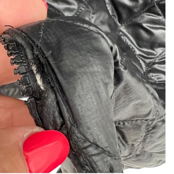 The Northface Thermoball Parka - Picture 8 of 8